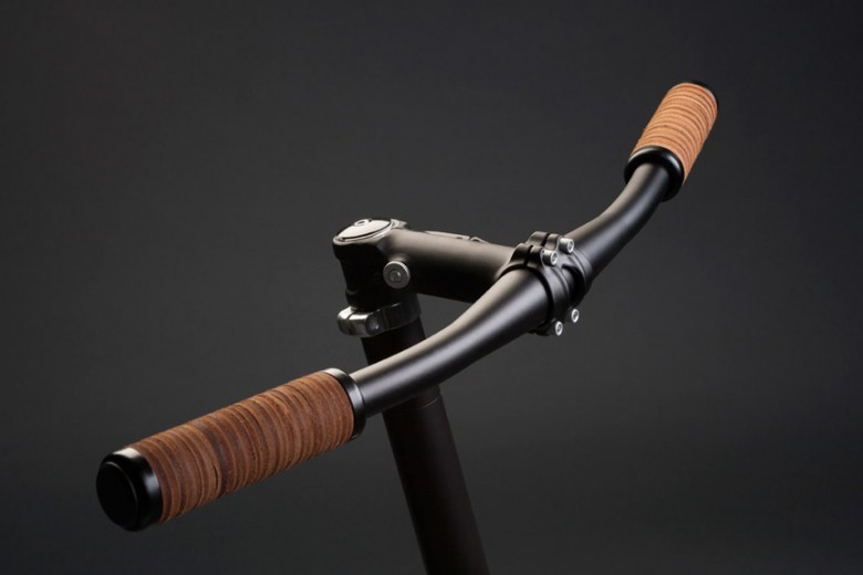 Castro-Bikes_puños-780x520